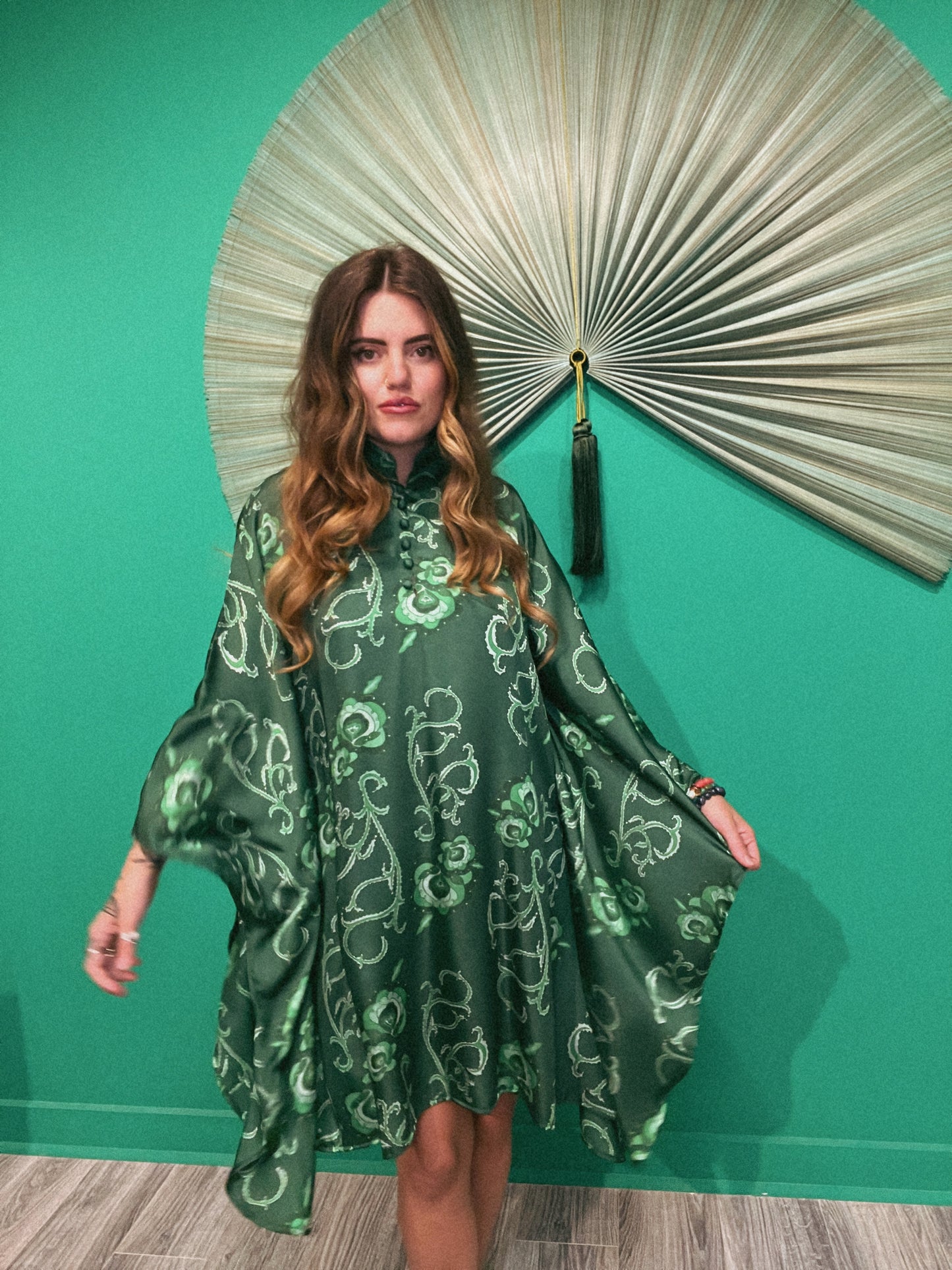 LTB788 EMERALD SWIRL- LENA SHORT KAFTAN -SATIN