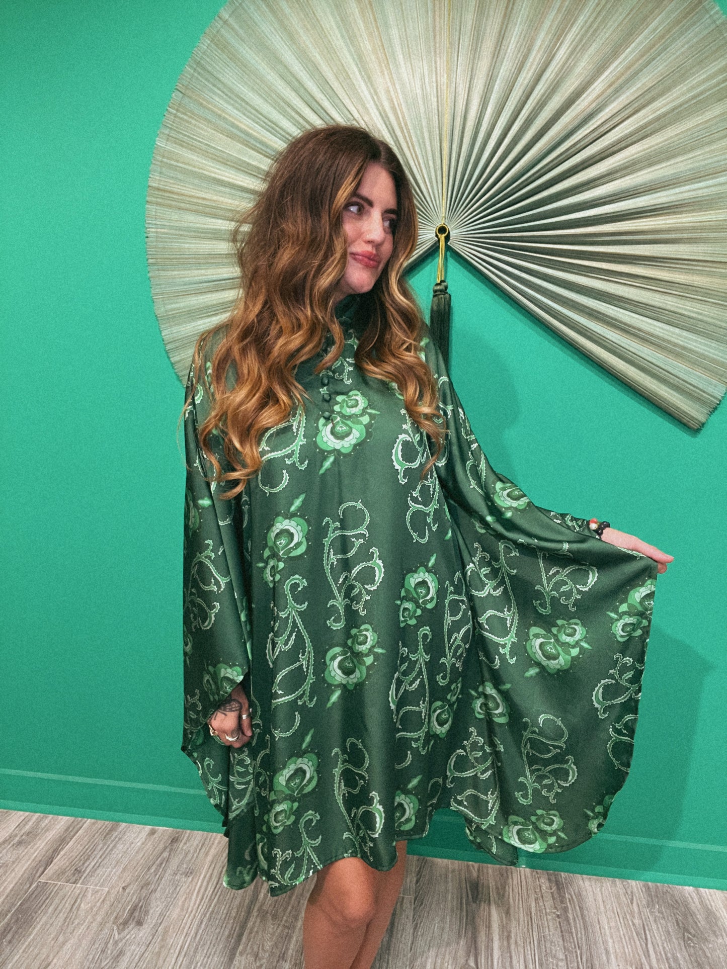 LTB788 EMERALD SWIRL- LENA SHORT KAFTAN -SATIN