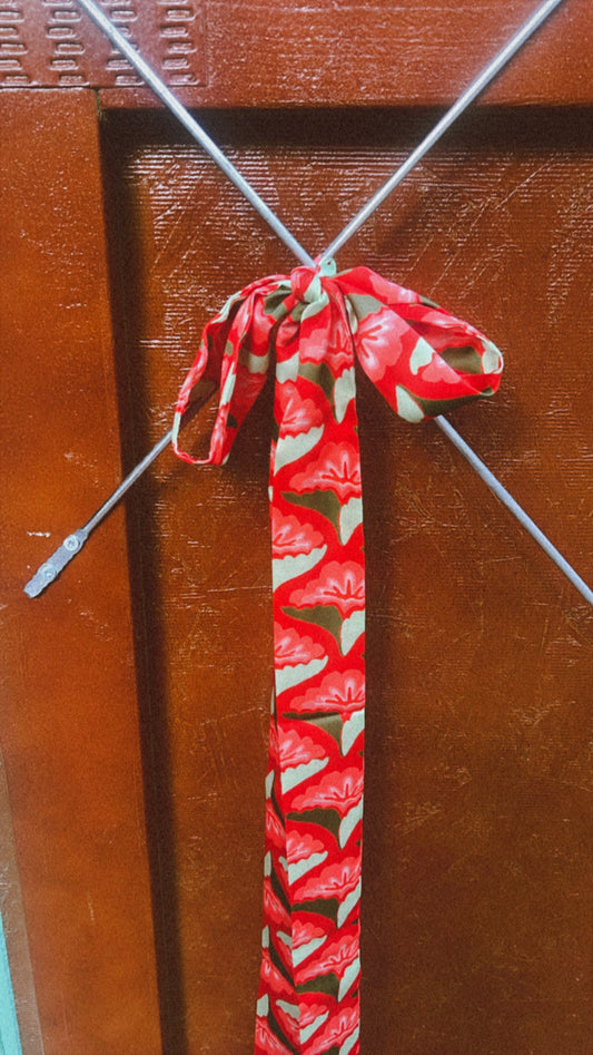 LTB 776 RETRO PETAL-SATIN TIE