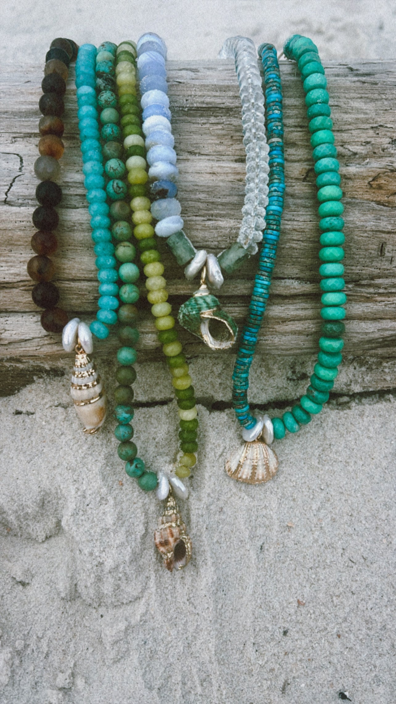 Statement seashell drop