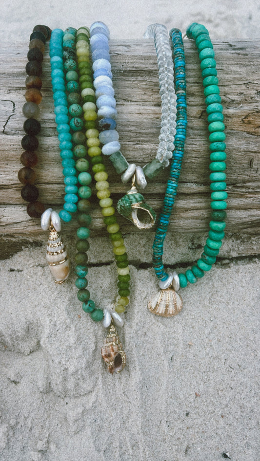 Statement seashell drop