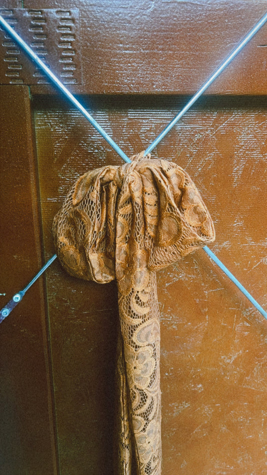 LTB 770 COPPER LACE TIE