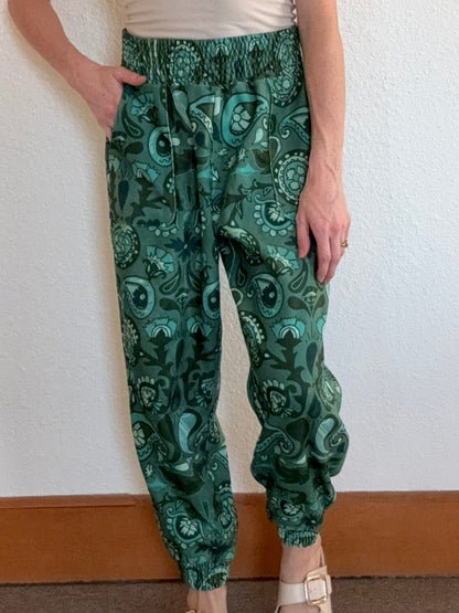 LTB602 LEIGH PAISLEY FLORAL - HARLUM JOGGER PANT