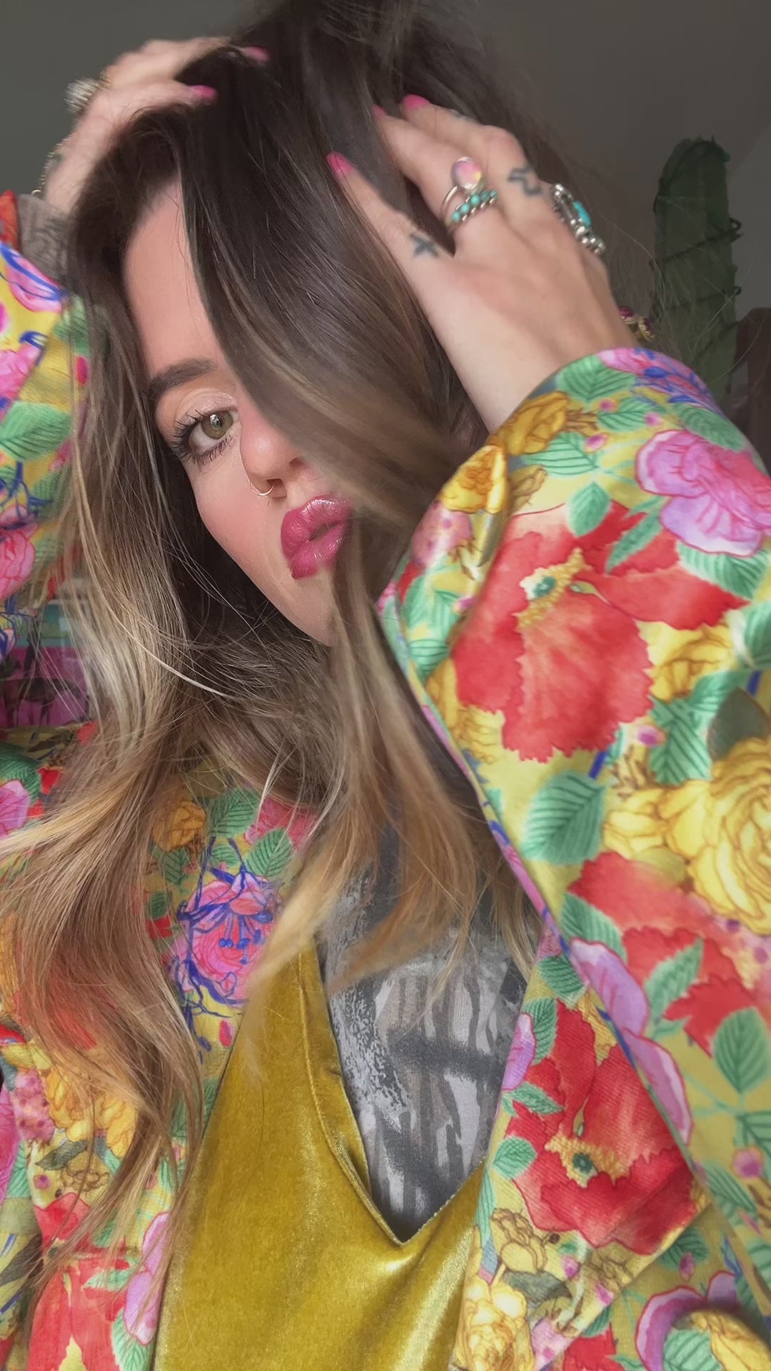 LORELEI VELVET BLAZER